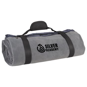 High Sierra Oversized Water-Resistant Picnic Blanket 60