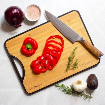 2-In-1 Reversible Bamboo & Plastic Cutting Board With Handle 15