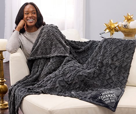 Holiday Blanket Shopping Guide: Cozy Gift Ideas